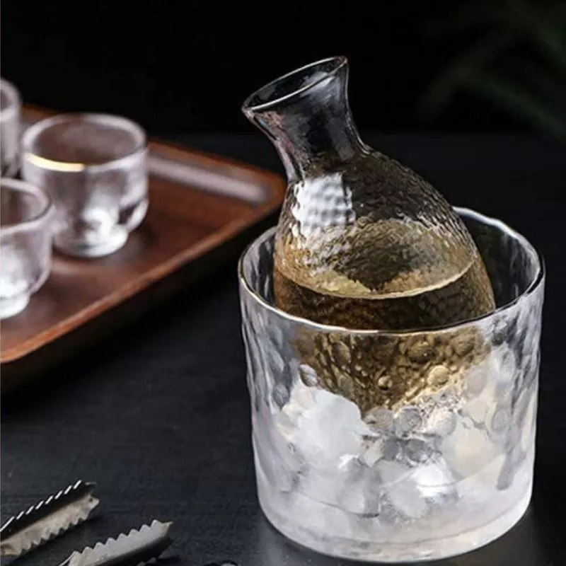 Set cadou servire bauturi tari Sticla cupa si 4 pahare Platinum [10]
