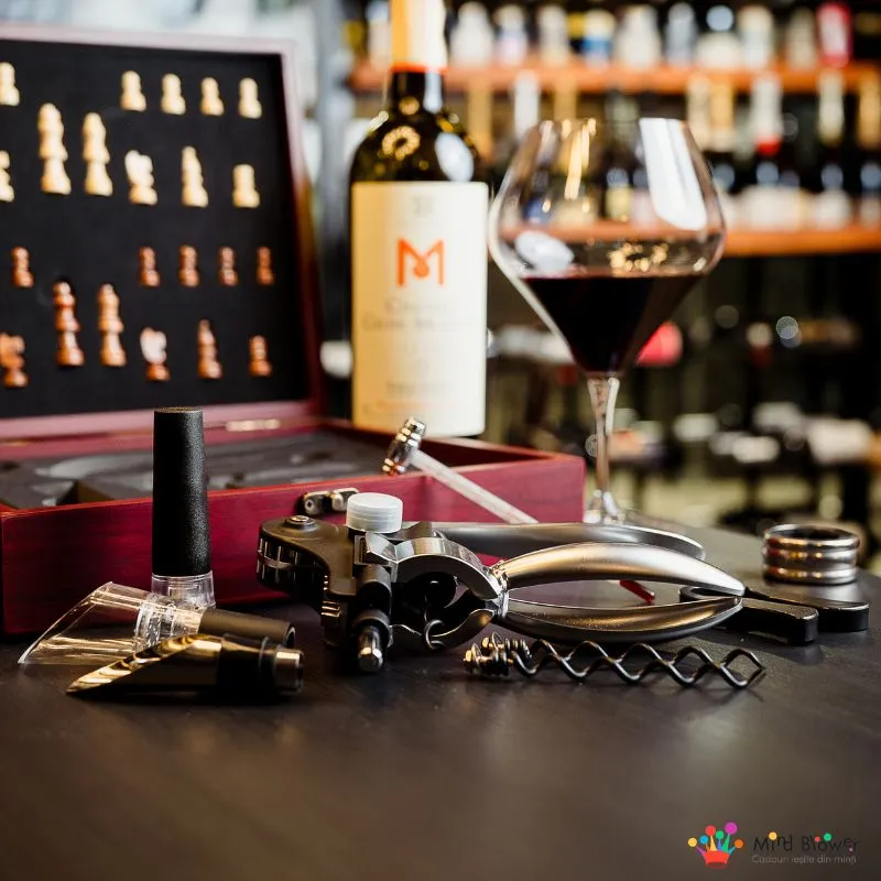 Set sah si accesorii vin, Caseta Deluxe [2]
