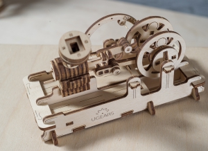 Puzzle 3D Motor Pneumatic din Lemn Ugears [3]