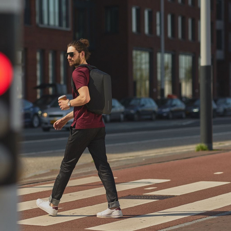 Rucsac antifurt The Bobby Backpack [1]