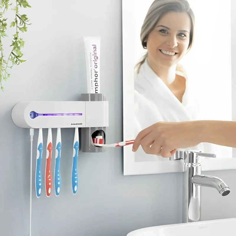 Cadouri de Casa Noua - Aparat pentru sterilizarea periutei de dinti si dispenser pasta