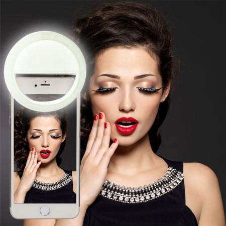 Cadouri pentru Iubita - Blit LED pentru Smartphone