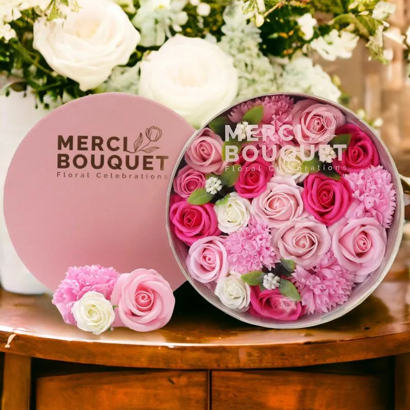 Cutie Cadou cu Flori de Sapun Baby Blessings [0]