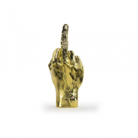 Degetul mijlociu, Sculptura tabu, Gold [1]