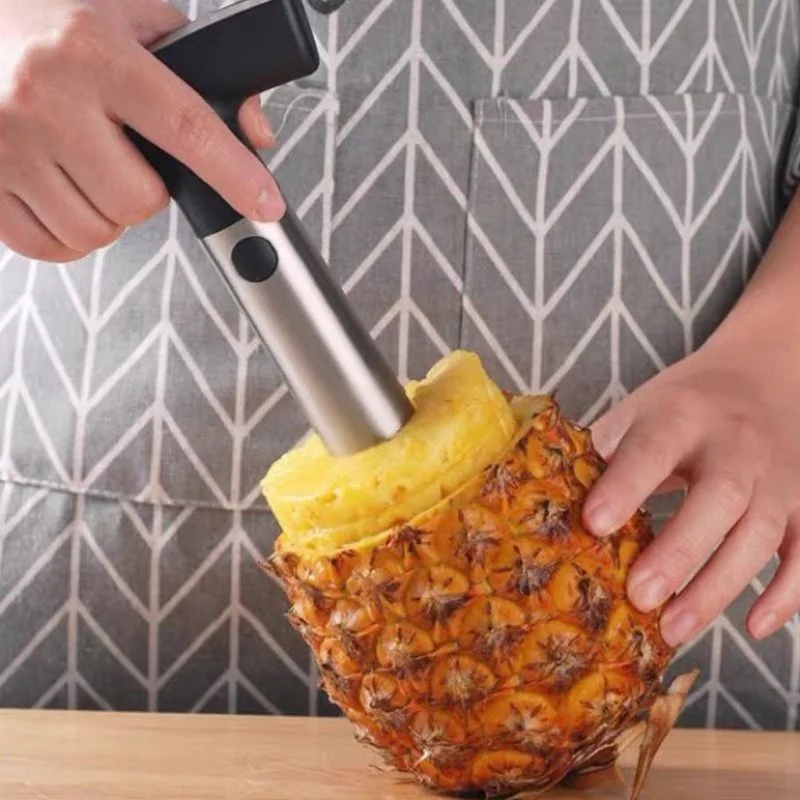 Dispozitiv feliator si curatator ananas [2]