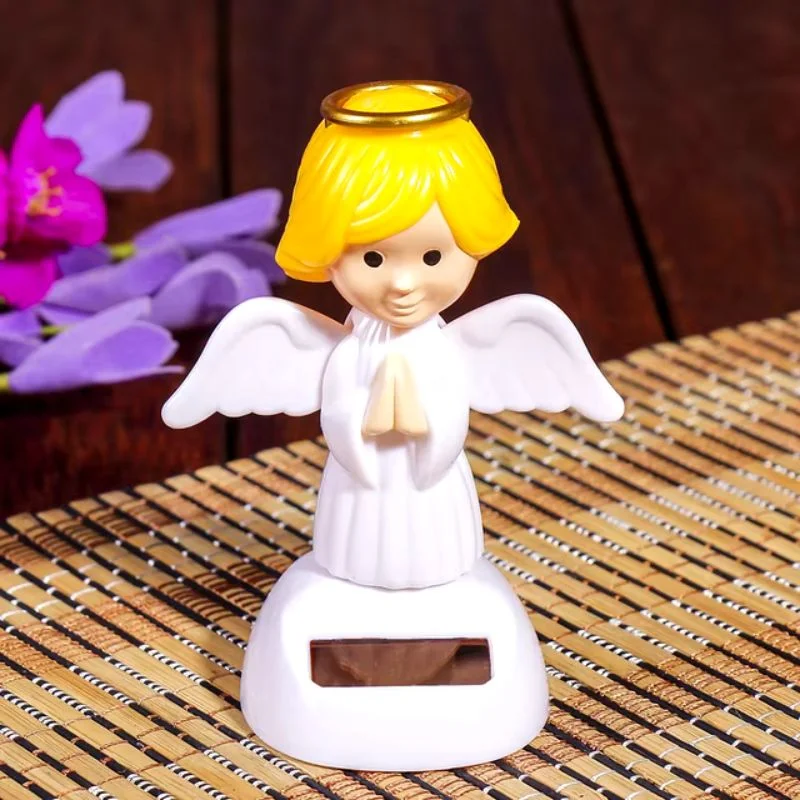 Cadouri pentru Nasi - Figurina solara Ingeras cu aripi