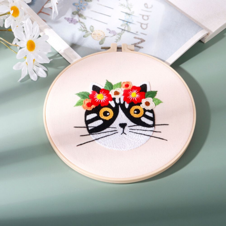 Kit Broderie DIY, Pisicuta cu flori, Crem [3]