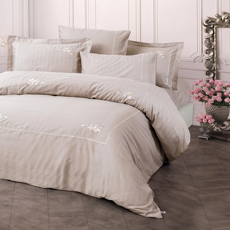Cele mai noi - Lenjerie pat dublu, bumbac satinat, 200x220 cm, doua huse de perna, doua huse decorative