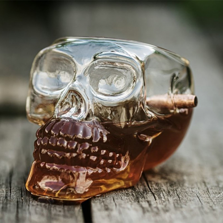 Petrecere - Pahar craniu cu glont