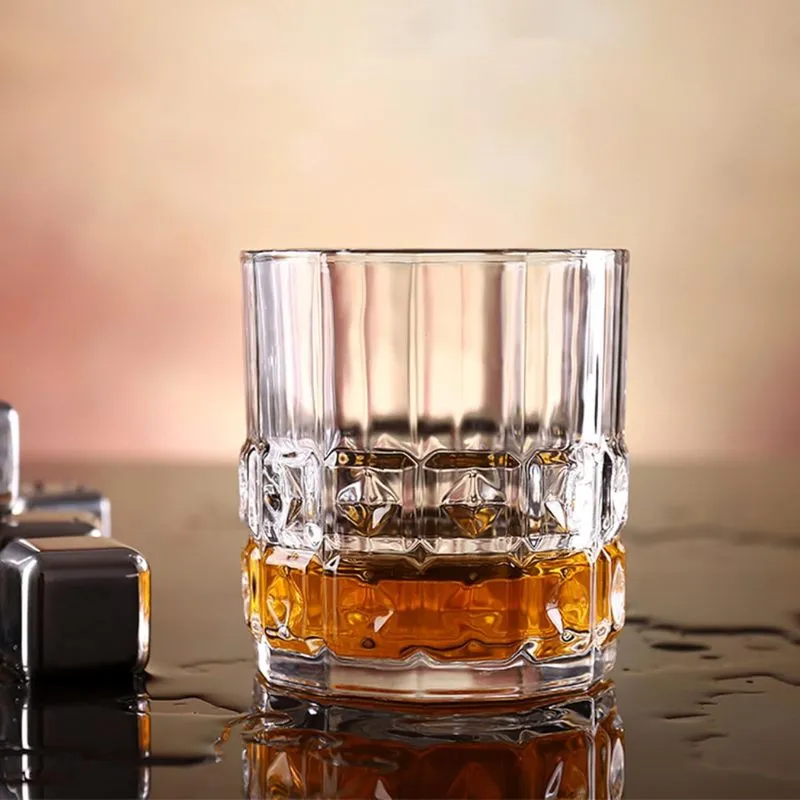 Cadouri pentru Sefi - Pahar whiskey Modern