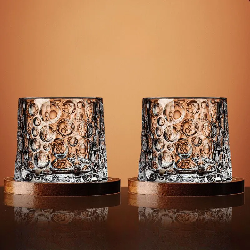 Pahar whiskey Spinner cu baza din lemn [1]