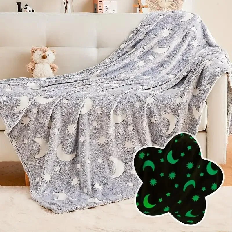 Pentru Copilul din tine - Patura Luna Fosforescenta Gri Flanel 130 x 150 cm