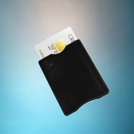 Port carduri RFID Essential [0]