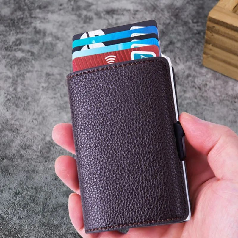 Cadouri Sarbatori - Portofel pentru Carduri Brown Slim