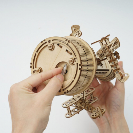 Puzzle 3D Cutiuta Muzicala, Turn de control aerian, Lemn, Robotime [3]