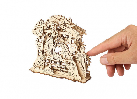 Puzzle 3D Nasterea Domnului, din lemn Ugears [9]