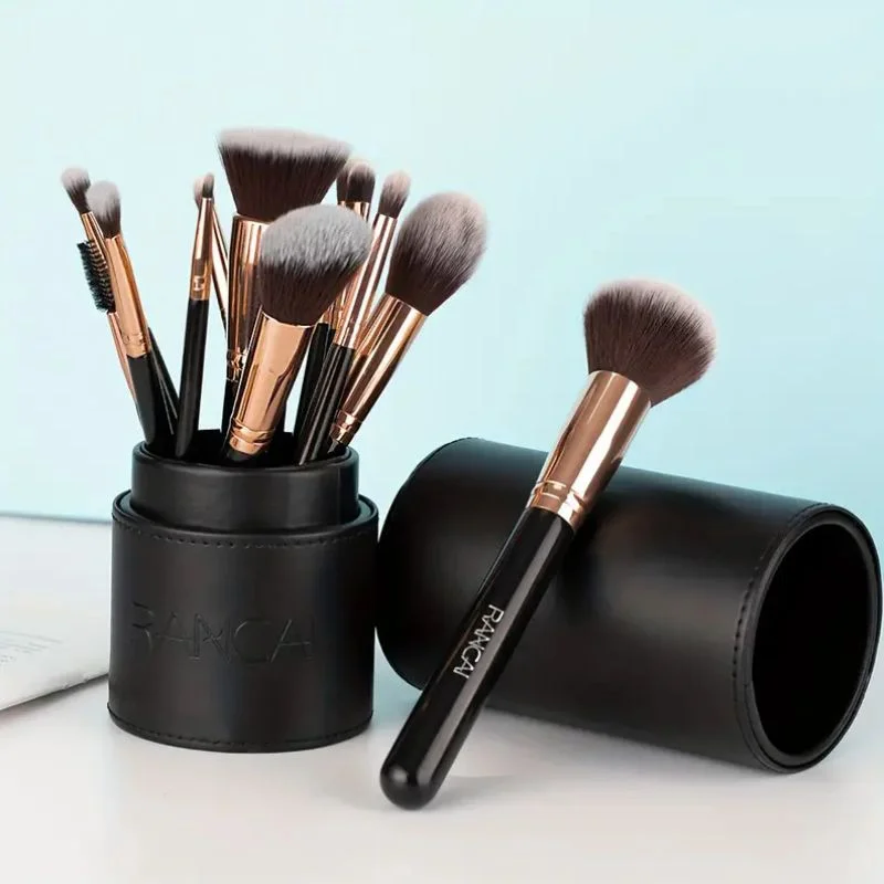 Cadouri pentru Iubita - Set 12 pensule makeup, Pretty You
