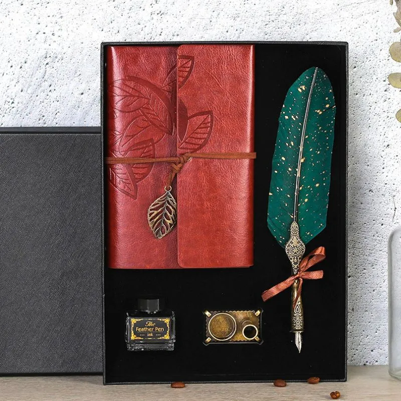 Set cadou Caligrafie Vintage cu Jurnal si Pana Verde [4]