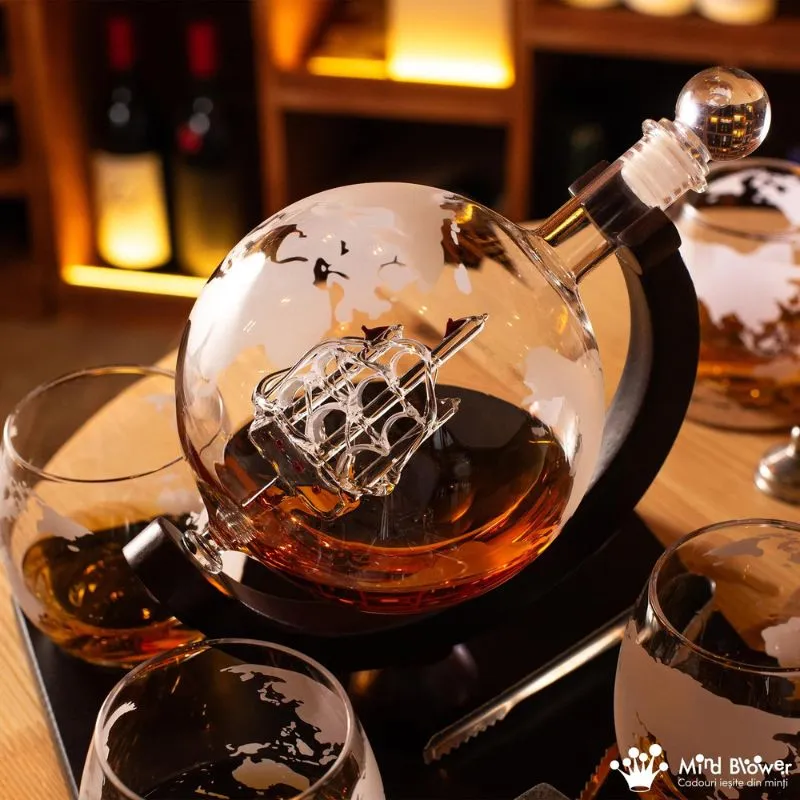 Set cadou decantor Glob Pamantesc cu 4 pahare Deluxe [1]