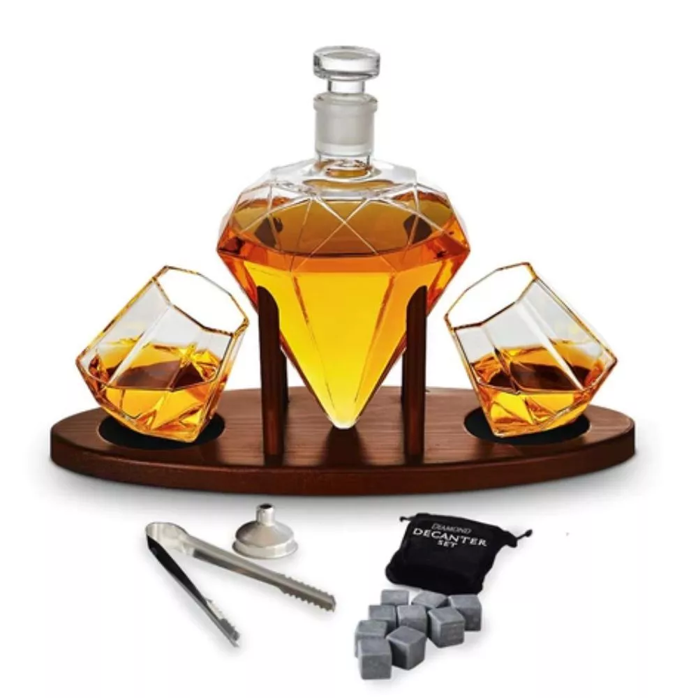 Set cadou decantor Sticla Diamant cu doua pahare Deluxe [12]