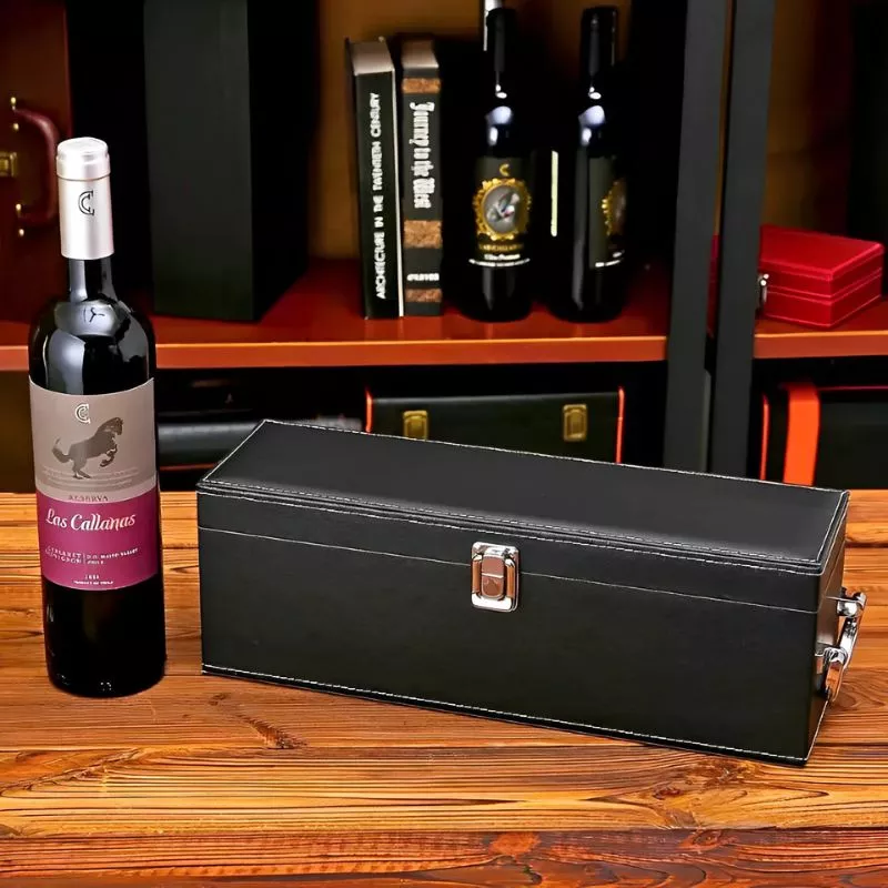 Cutie de vin Vinic pentru 1 sticla cu accesorii de vin incluse piele ecologica neagra eleganta [5]