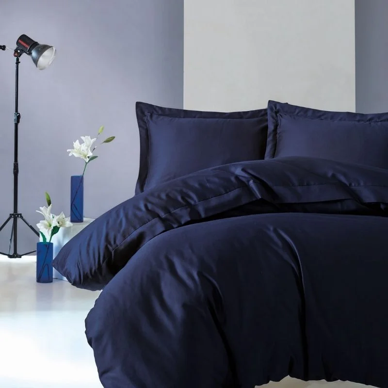 Cele mai noi - Set lenjerie satinata Elegant - Bleumarin, 200x220 cm, 4 fete de perna, cearsaf