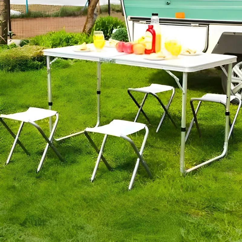 Cadouri de Casa Noua - Set masa pliabila cu 4 scaune pentru camping