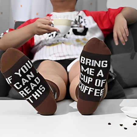 Cadouri Sfantul Andrei - Sosete amuzante Bring Me Coffee