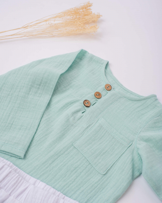 Set din muselina, cu bluza verde mint si pantaloni albi [2]