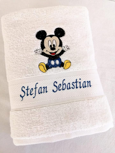 Trusou botez personalizat 9 piese Mickey Mouse [9]