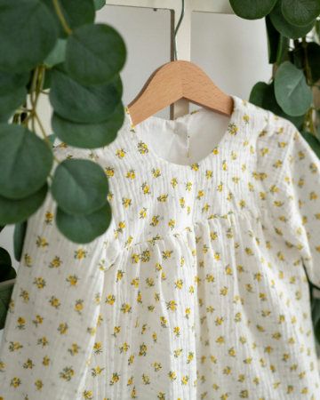 Rochie din muselina cu imprimeu floricele galbene [6]