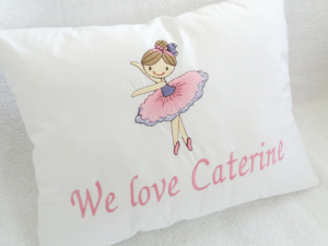 Perne personalizate - Perna personalizata Little Ballerina