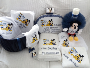 Trusou botez personalizat Happy Friends [1]