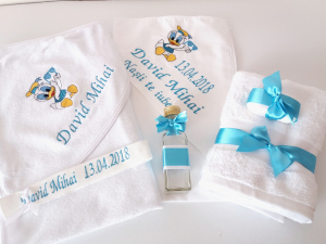 Trusouri personalizate baieti - Trusou botez personalizat 6 piese Donald