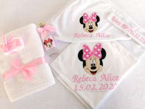Trusouri personalizate fetite - Trusou botez personalizat 6 piese Minnie Mouse