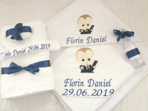 Trusou botez baieti 6 piese - Trusou botez personalizat 6 piese The Boss