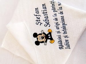 Trusou botez personalizat 9 piese Mickey Mouse [7]
