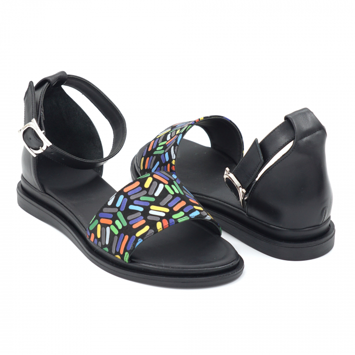 Sandale dama din piele naturala lacuita neagra si cu imprimeu multicolor, cu varf rotund si talpa joasa 2 cm 4721-4-24 [4]