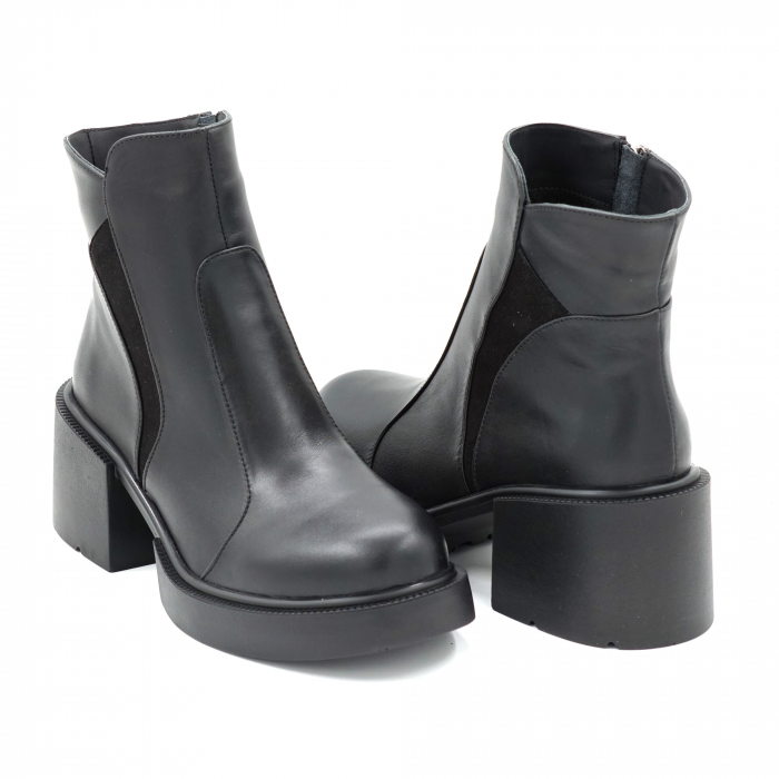 Ghete dama casual din piele naturala neagra cu varf rotund si toc mic gros 5 cm 70220-3-23 [4]