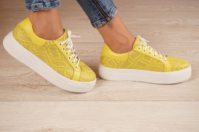 Pantofi dama tip adidas  din piele naturala cu imprimeu galben cu varf rotund si talpa 3 cm 62220-21 [3]