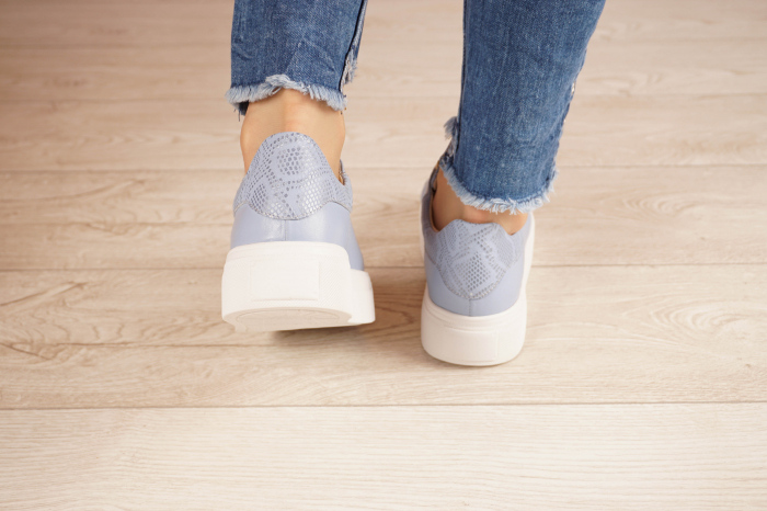 Pantofi dama tip adidas  din piele naturala albastru deschis bleu cu imprimeu, varf rotund si talpa 3 cm  60520-21 [5]