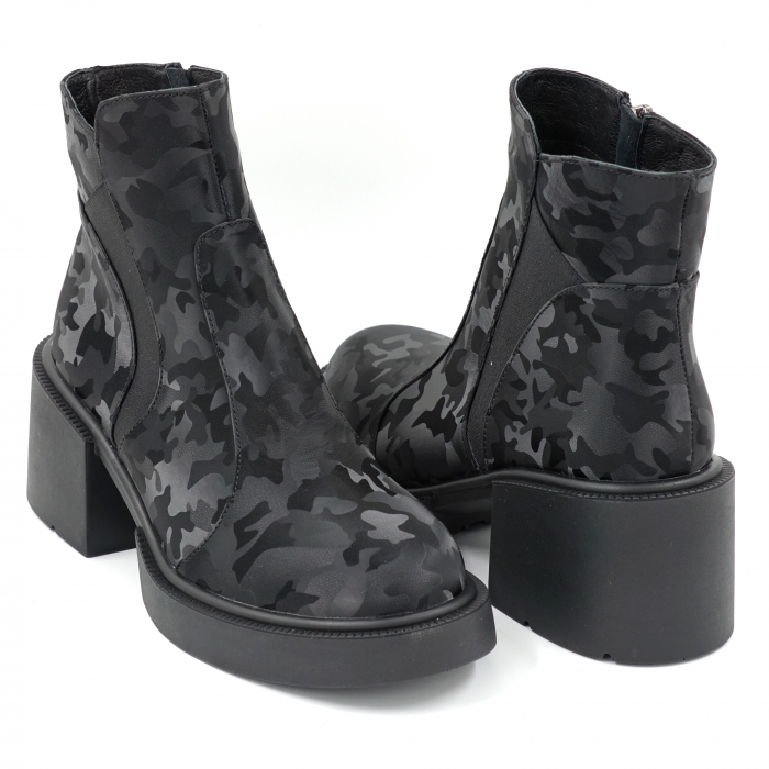 Ghete dama casual din piele naturala neagra cu imprimeu militar 3D cu varf rotund si toc mic gros 5 cm 70220-1-23 [5]