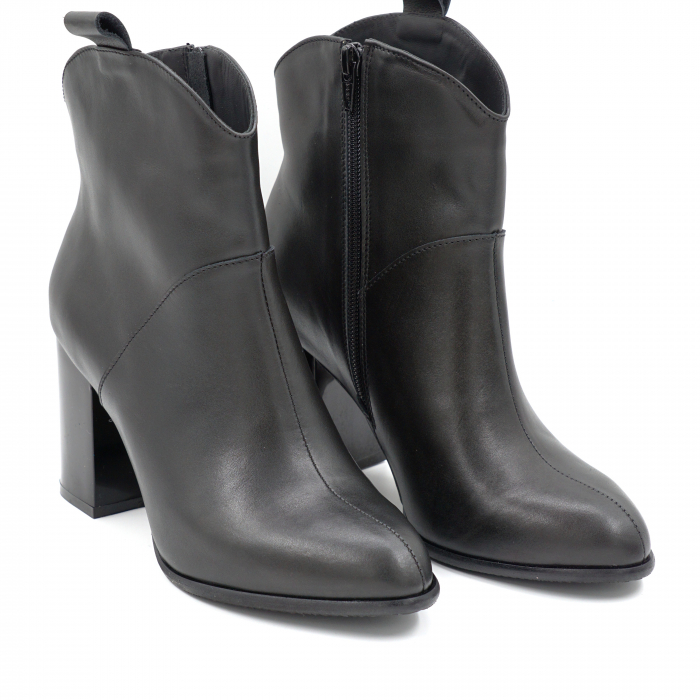 Ghete dama elegante din piele naturala neagra cu varf rotund si toc inalt gros 8 cm  70321-24 [3]