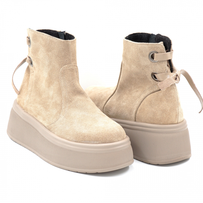 Gheata dama casual din piele naturala intoarsa bej cappucino cu accesorii metaloce, varf rotund si talpa 5 cm 71120-1-24 [4]