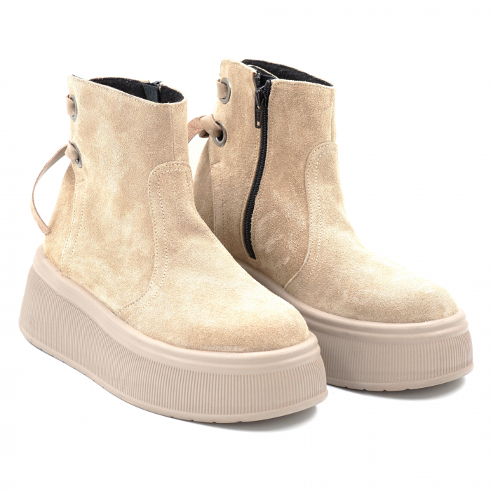 Gheata dama casual din piele naturala intoarsa bej cappucino cu accesorii metaloce, varf rotund si talpa 5 cm 71120-1-24 [3]