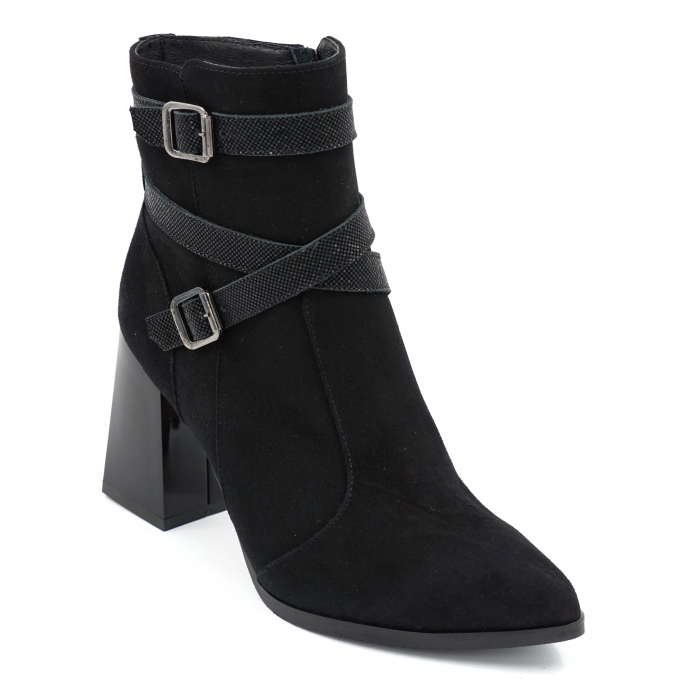 Ghete dama elegante din piele naturala intoarsa neagra si lac negru, cu accesorii metalice, varf ascutit stileto si toc mediu gros 8 cm 72721-23 [2]