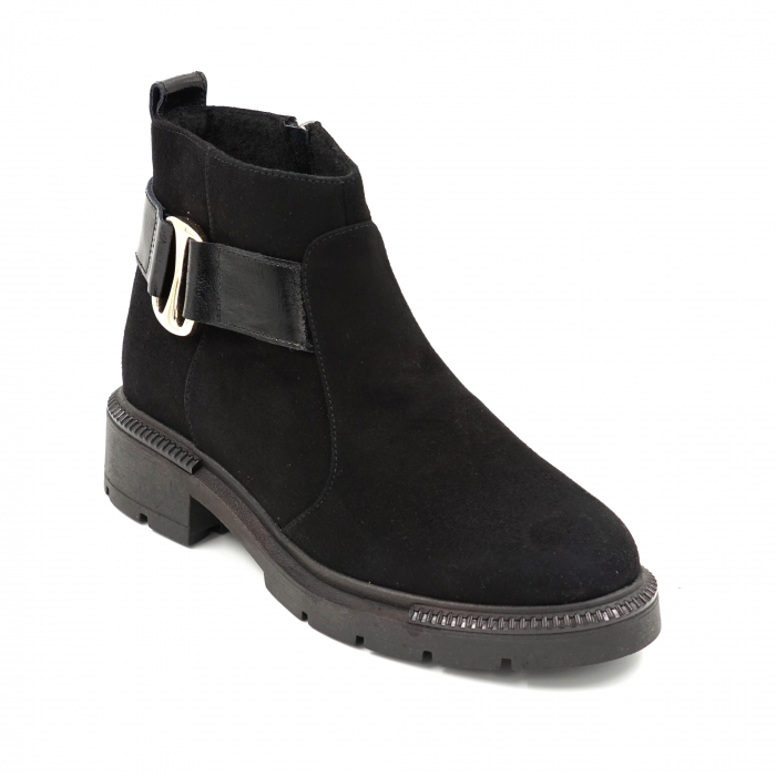 Ghete dama casual din piele naturala intoarsa si lacuita neagra cu accesoriu metalic, varf rotund si talpa 3 cm 72916-23 [2]