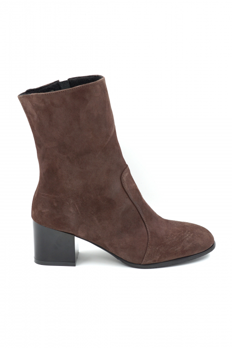 Ghete dama din piele naturala intoarsa maro inchis cu varf rotund si toc mic gros 5 cm 74617-1-24 [1]