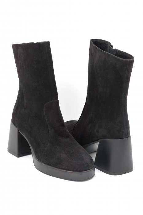 Ghete dama din piele naturala intoarsa neagra cu varf rotund, platforma 2 cm si toc mic gros 6 cm  74617-24 [4]