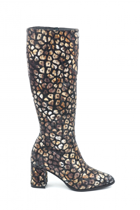 Cizme dama lungi elegante din piele naturala cu imprimeu animal print 3D cu varf rotund si toc mediu gros imbracat 7 cm 70123-23 [1]